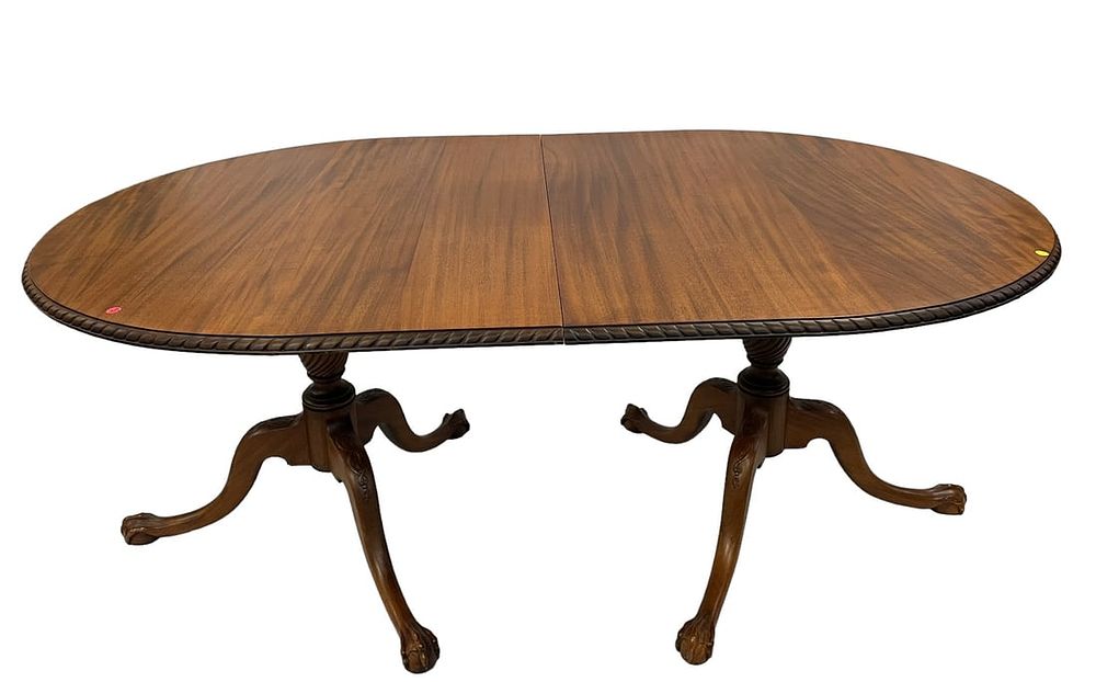 Lot 62: ANTIQUE 1903 PAINE CLAW FOOT DUAL PEDESTAL DINING ROOM TABLE