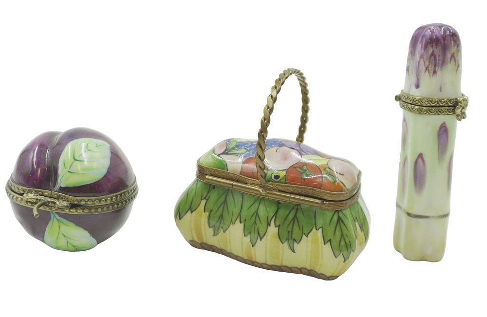 Lot 77: LIMOGES BOXES - LOT OF 3