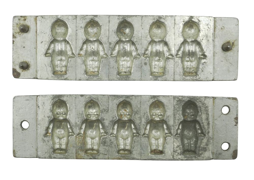 Lot 193: RARE ANTIQUE KEWPIE CHOCOLATE MOLD DRESDEN GERMANY