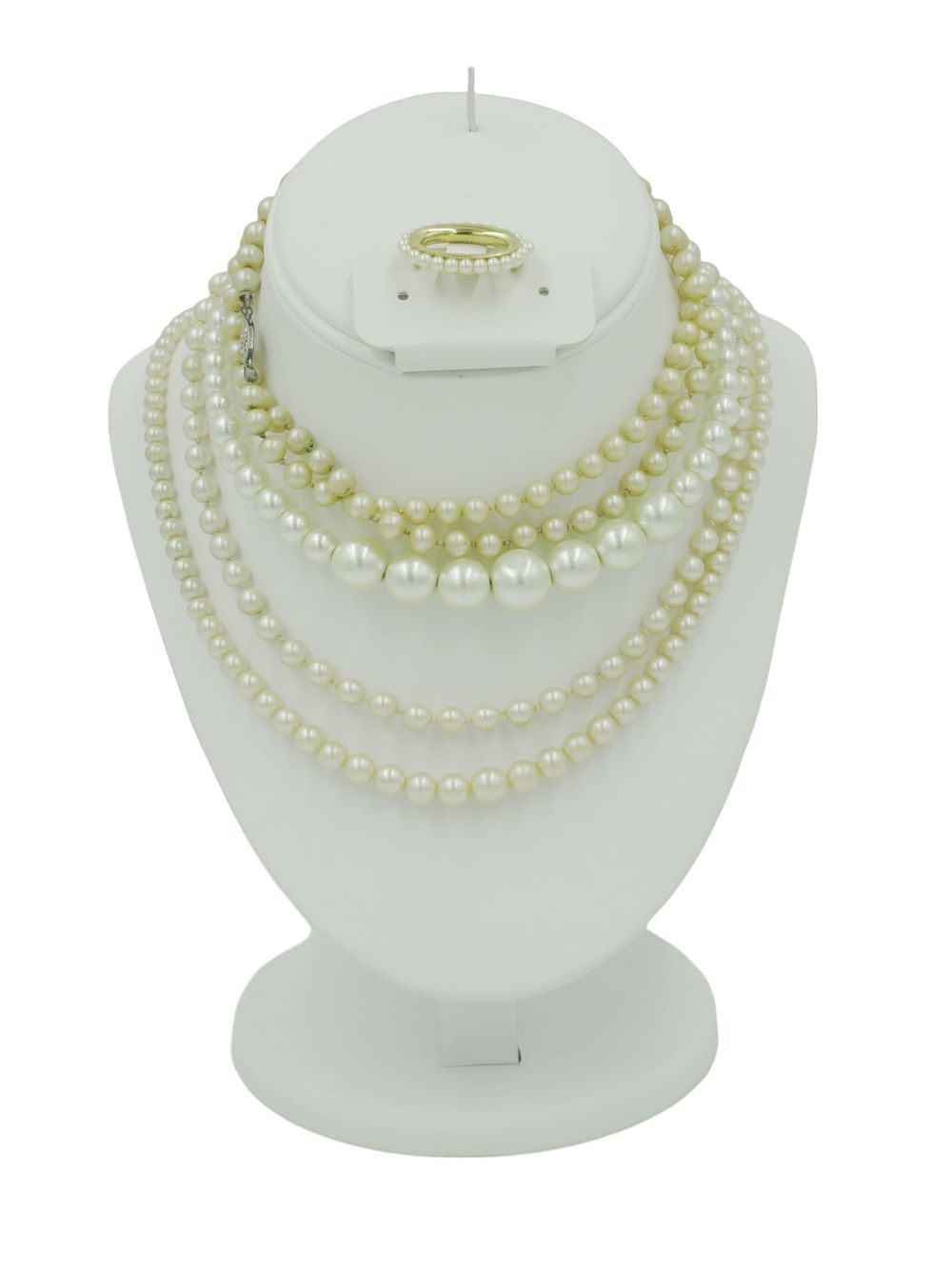 Lot 260: VINTAGE PEARL COSTUME JEWELRY - 5 PIECES