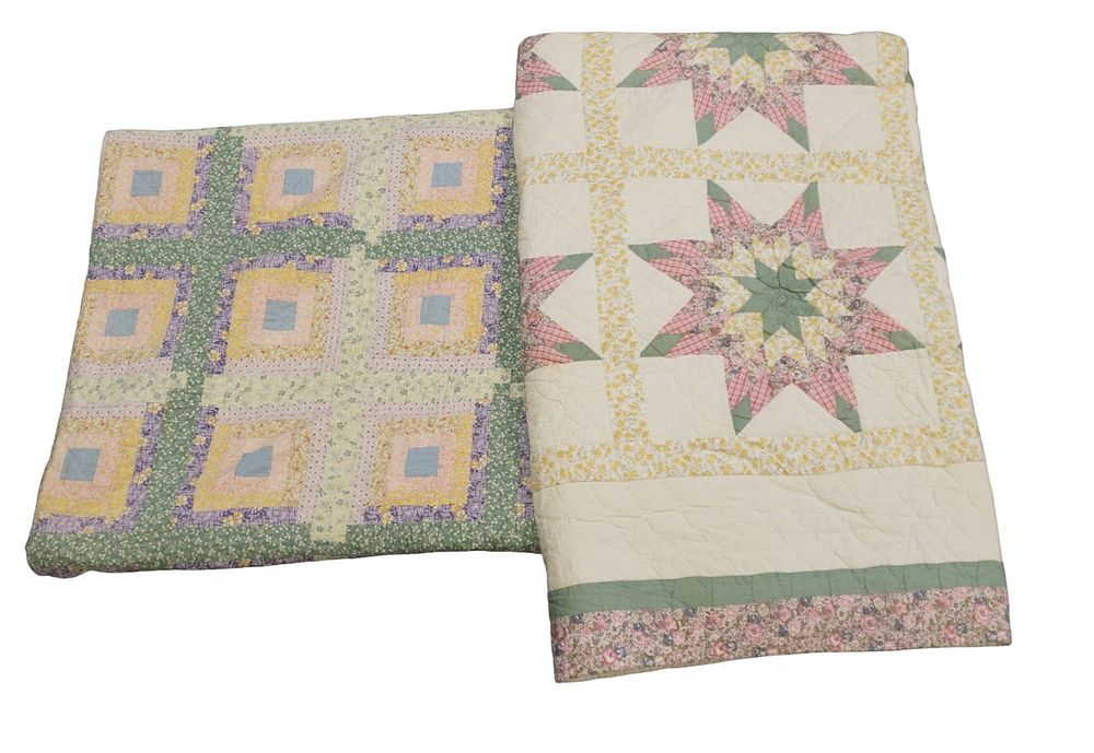 Lot 269: PAIR OF VINTAGE HAND STITCHED QUILTS
