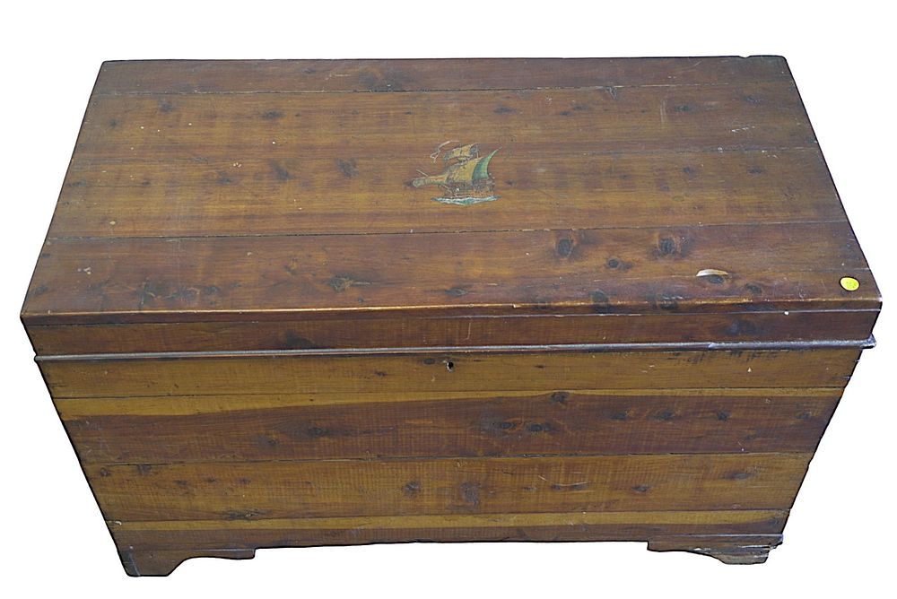 Lot 282: VINTAGE 1940s BLANKET CEDAR CHEST