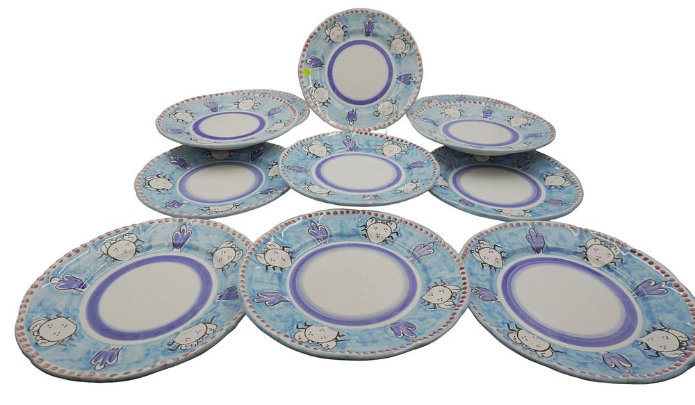 Lot 299: 11 VIETRI CRAB DINNER PLATES