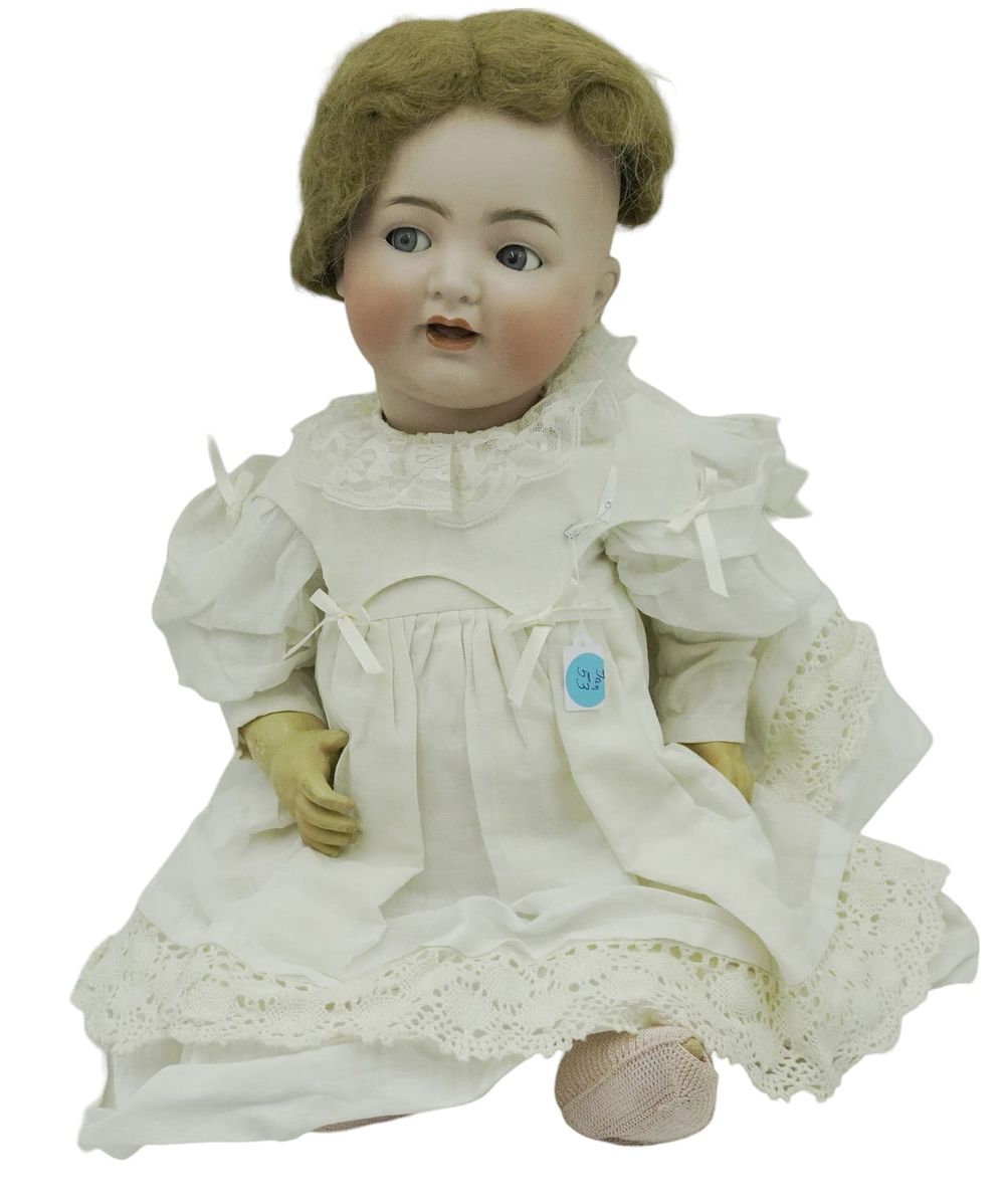 Lot 53: LARGE RARE ANTIQUE MOVING EYES KAMMER REINHARDT SIMON HALBIG 126 DOLL