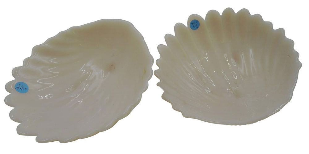 Lot 66: 2 LARGE MCM VINTAGE PINK GLASS SHELL BOWLS