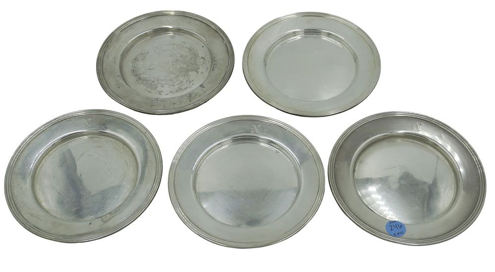 Lot 246: SET OF 5 STERLING SILVER BREAD AND BUTTER PLATES