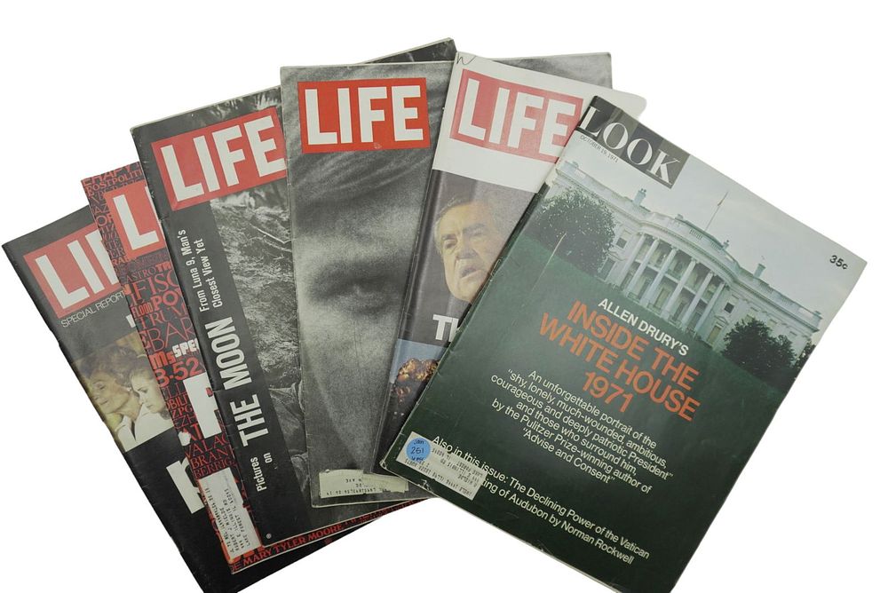 Lot 251: LOT OF 6 VINTAGE MAGAZINES