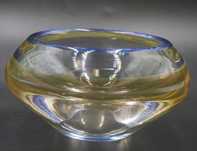 MINIMALIST MODERN GLASS BOWL. Minimalist Modern Blue and Amber Glass Bowl, Measures 6"x6"x3.5". 