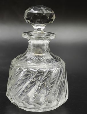 ANTIQUE BACCARAT CRYSTAL COLOGNE BOTTLE. A Baccarat perfume cologne / bottle in the Swirl 
