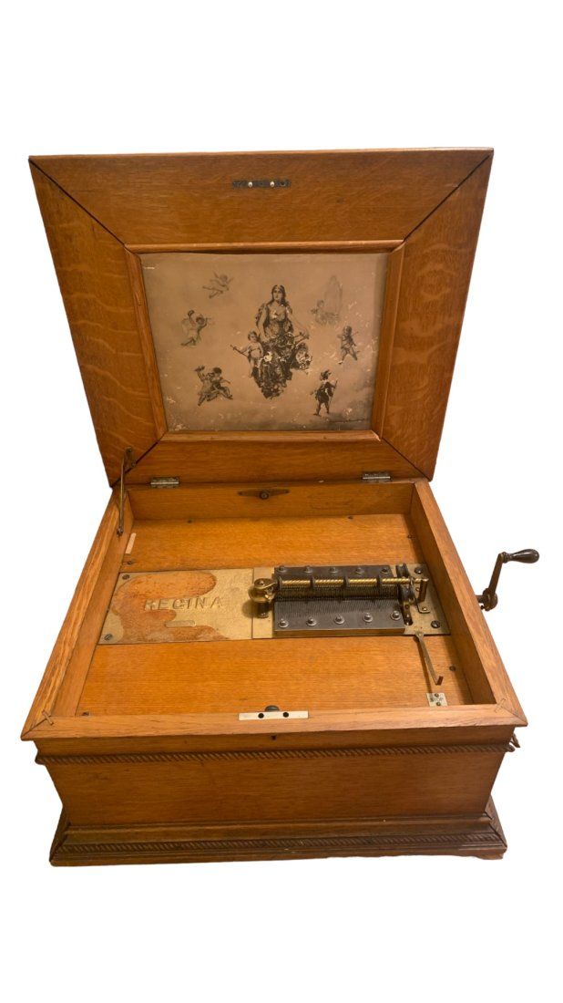 Lot 167: ANTIQUE REGINA MUSIC BOX c 1896