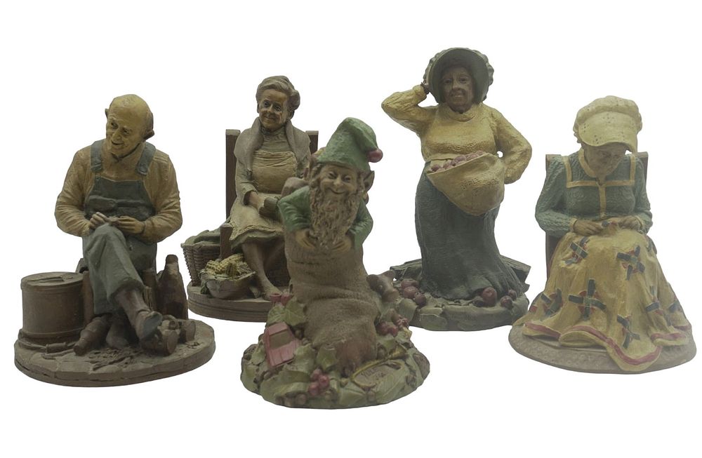Lot 349: GROUP OF 5 VINTAGE TOM CLARK GNOMES