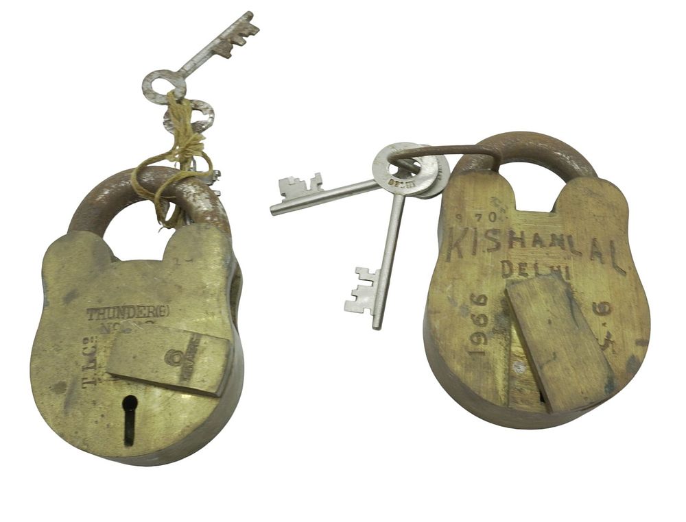 Lot 1: 2 ANTIQUE BRASS LEVER LOCKS