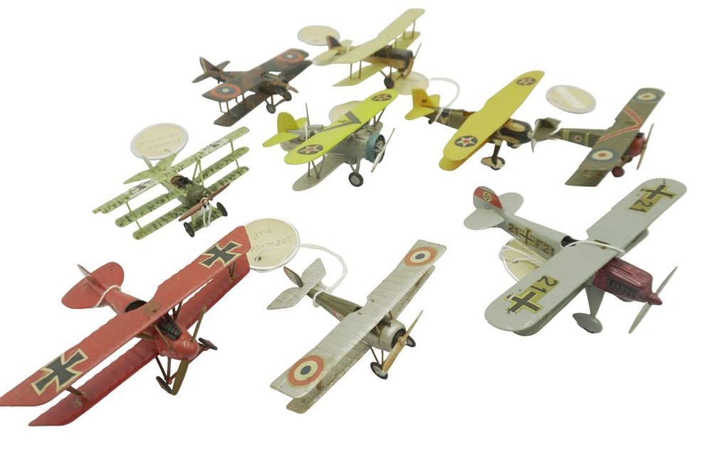 Lot 28: 27 VINTAGE BIPLANE & PLANE SCALE MODELS