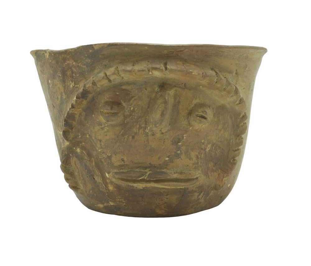 Lot 29: PRE-COLUMBIAN COLIMA HEAD POT