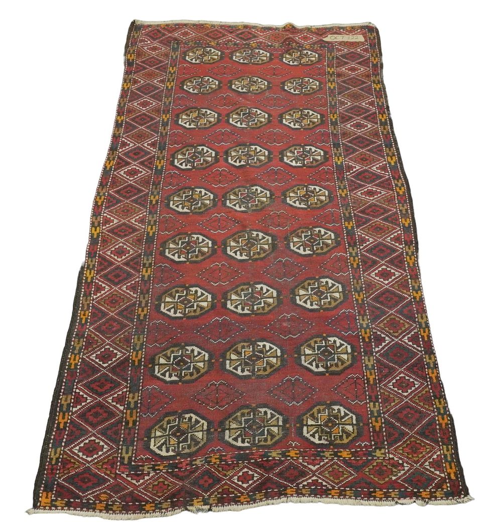 Lot 122: HAND KNOTTED TURKMEN TEKKE RUG ANTIQUE