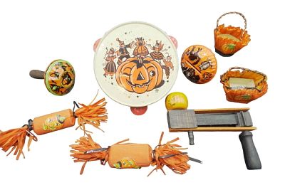 8 pc VINTAGE HALLOWEEN TIN LITHO & CREPE NOISE MAKERS & DECOR. 8 Vintage Halloween Tin Litho and 