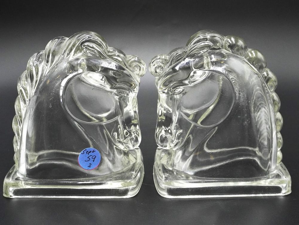 Lot 59: ART DECO FEDERAL GLASS HORSE BOOKENDS