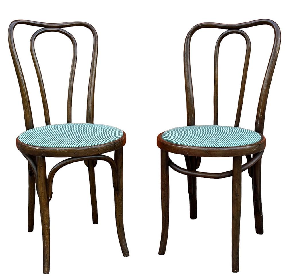 Lot 71: PAIR ANTIQUE J & J KOHN BENTWOOD CHAIRS AUSTRIA