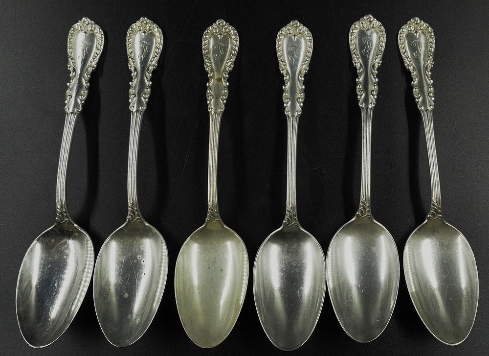 Lot 43: 6 STERLING SILVER MAJESTIC SOUP SPOONS
