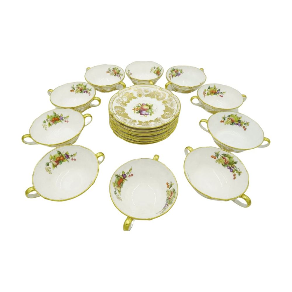 Lot 97: 18 PC SPODE COPELAND CREAM SOUP SET