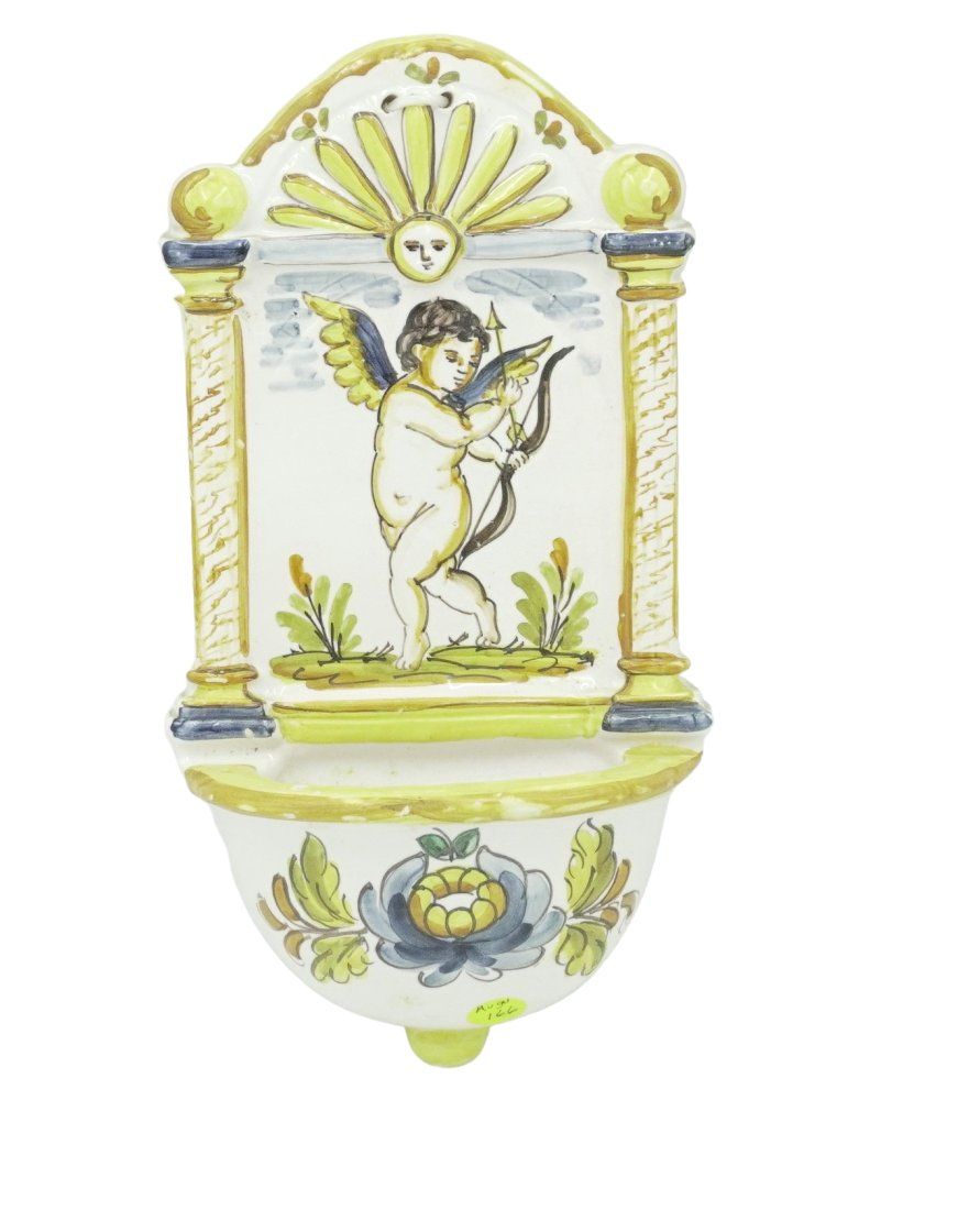 Lot 166: VINTAGE HAND PAINTED HOLY WATER FONT BENDITERA