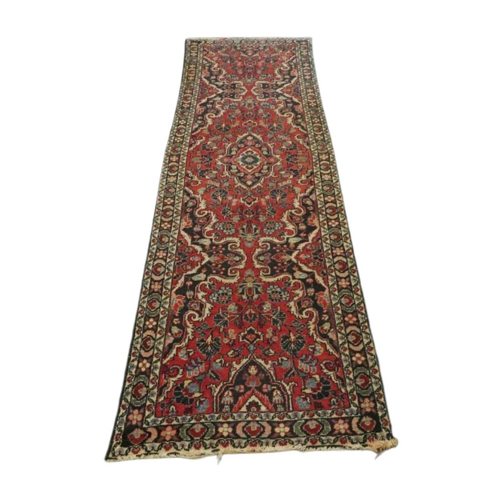 Lot 203: ANTIQUE HAND KNOTTED PERSIAN SAROUK RUNNER