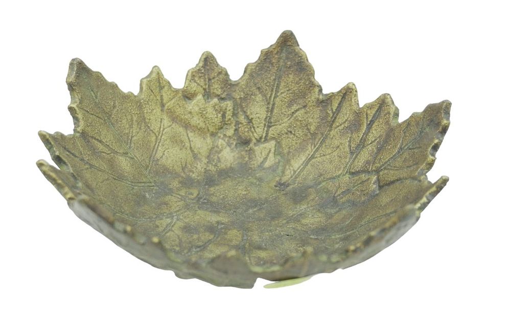 Lot 245: VINTAGE BRONZED METAL MAPLE LEAF BOWL