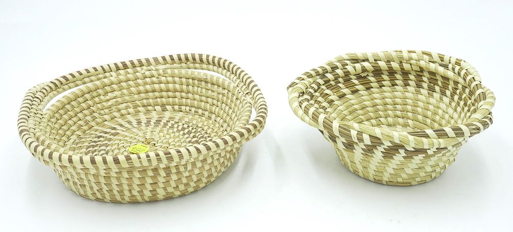 Lot 257: VINTAGE PAIR CHARLESTON SWEETGRASS BASKETS