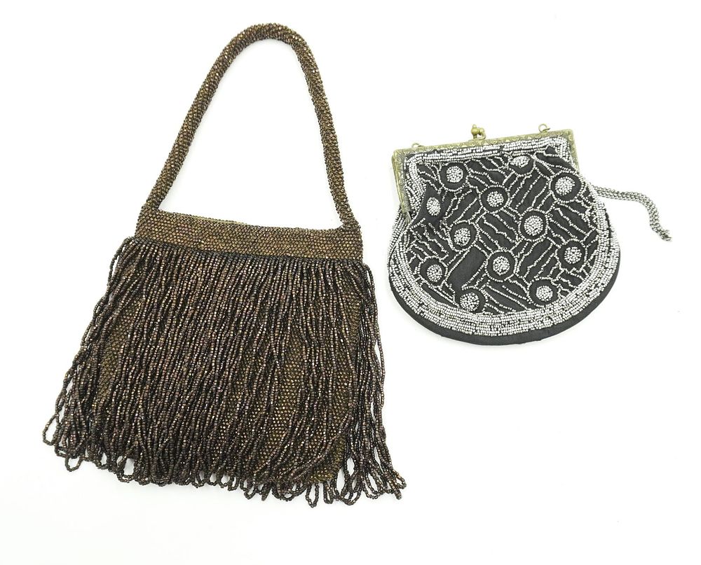 Lot 258: 2 ANTIQUE ORNATE BEADED PURSES