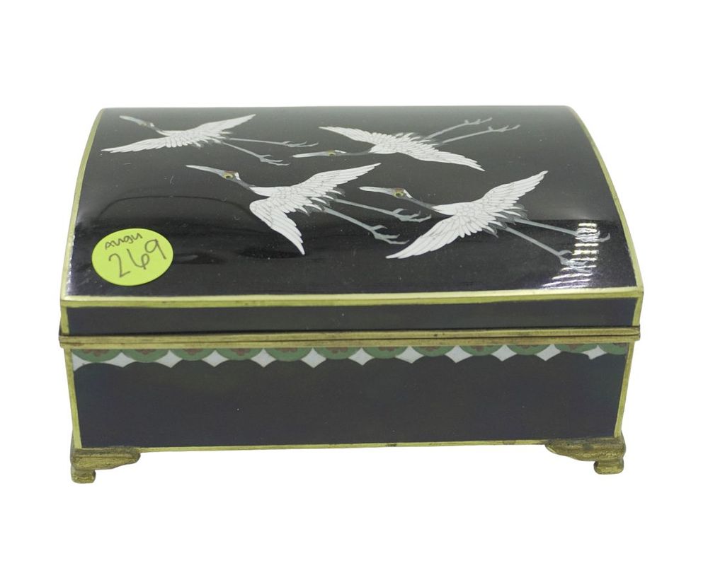 Lot 269: JAPANESE ENAMEL CRANE MUSIC BOX