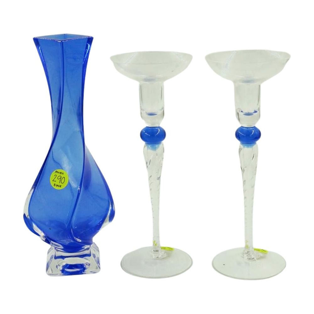 Lot 290: 3 PIECE DECORATIVE BLUE MURANO GLASS VASE AND CANDLESTICKS