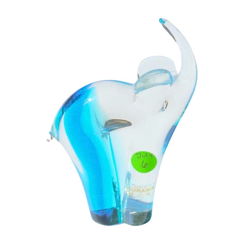 Lot 6: MURANO GLASS SAPPHIRE BLUE ELEPHANT