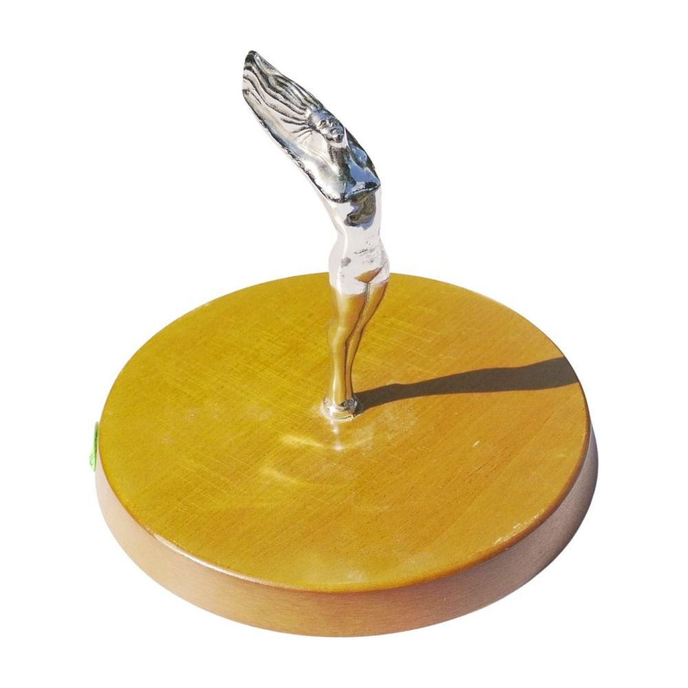 Lot 10: ART DECO HARRY DAVIES CHROME FLYING GODDESS HOOD ORNAMENT
