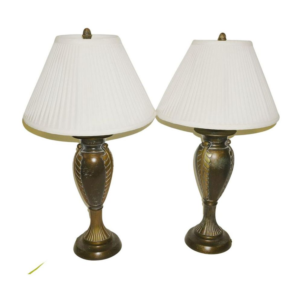 Lot 20: PAIR MATCHING BRONZED TABLE LAMPS