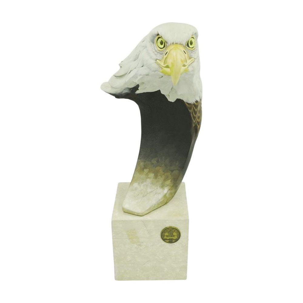 Lot 100: MARIO FERNANDEZ (Cuban, 1946-2012) EAGLE SCULPTURE