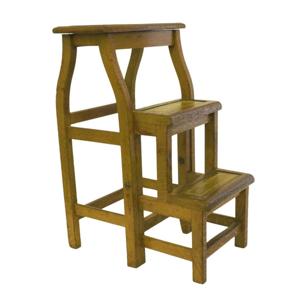 Lot 142: FOLDING ANTIQUE ENGLISH LIBRARY STEPS
