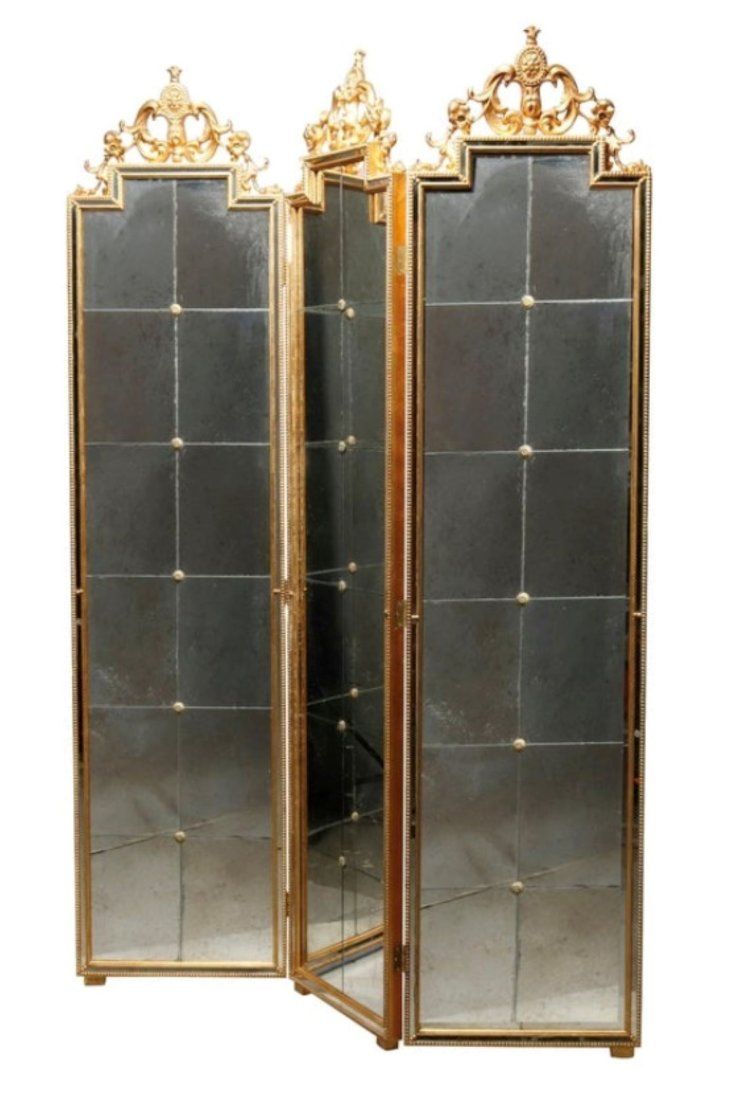 Lot 148: FRENCH ANTIQUE LOUIS XIV TRIFOLD MIRROR SCREEN