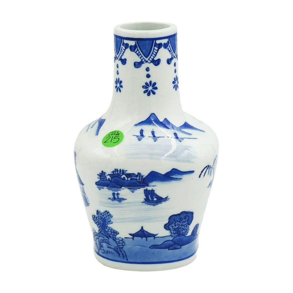 Lot 215: CHINESE BLUE & WHITE PORCELAIN VASE