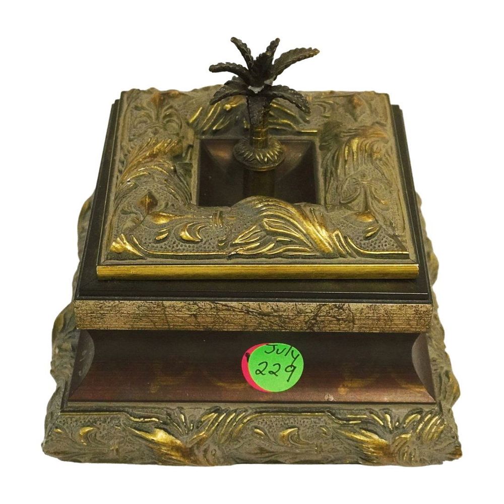 Lot 229: GOAT ISLAND TREASURE BOX