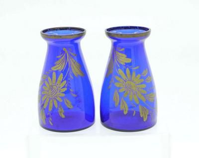 Lot 5: PAIR VINTAGE 1950S COBALT GLASS VASES