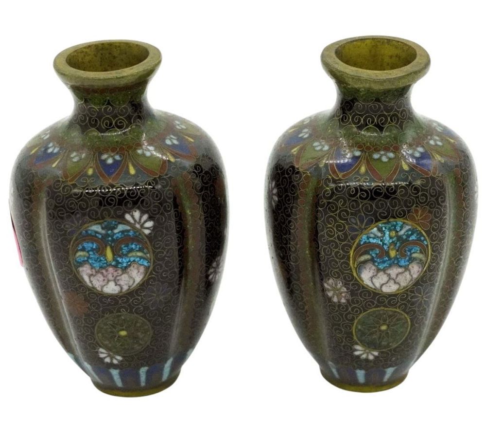 Lot 61: 2 JAPANESE CLOISONNE ENAMEL VASES