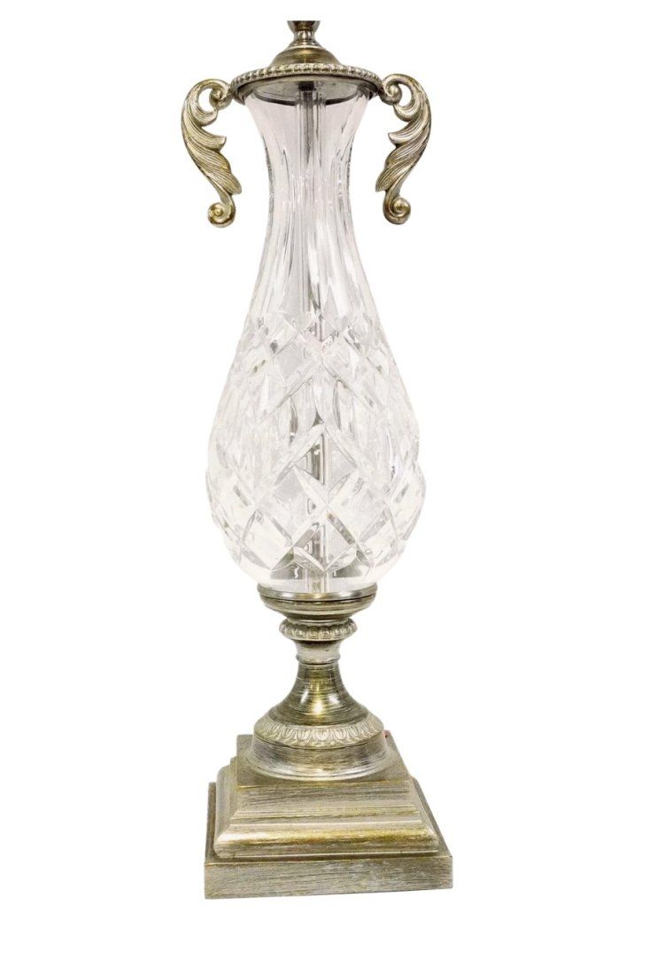 Lot 77: WATERFORD CRYSTAL TABLE LAMP