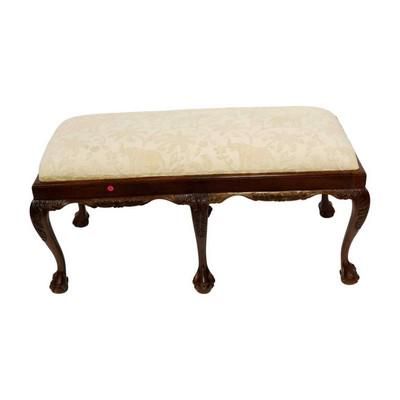 Lot 143: CARVED MAHOGANY CHIPPENDALE BENCH