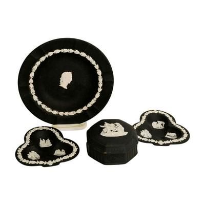 Lot 225: 4 PC WEDGWOOD BLACK JASPERWARE