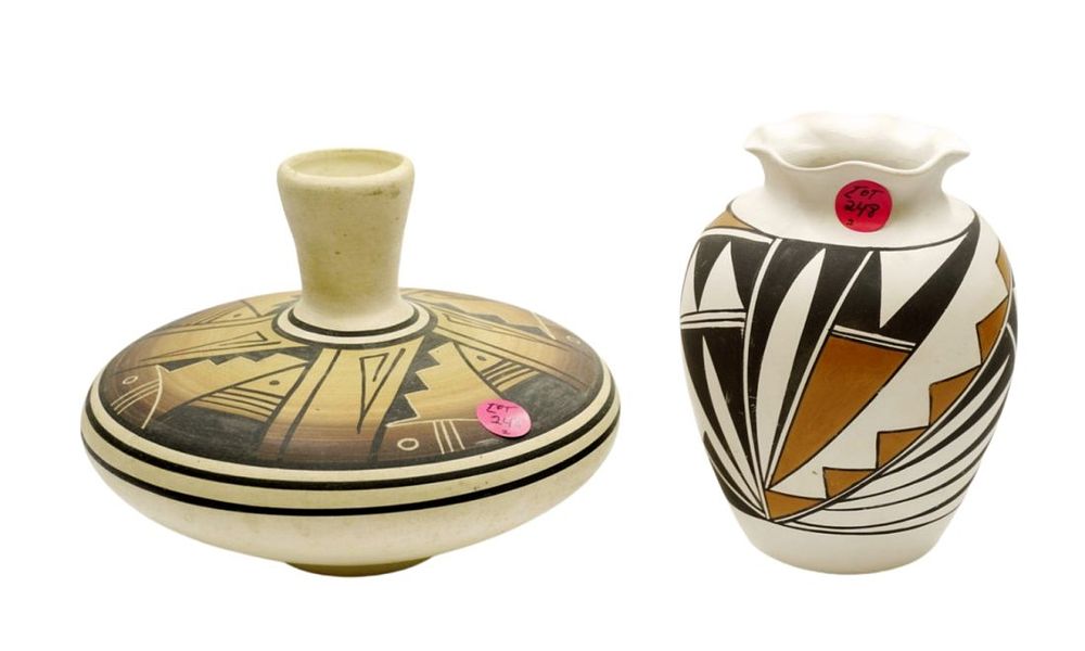 Lot 248: 2 VINTAGE NAVAJO & ACOMA POTTERY VASES
