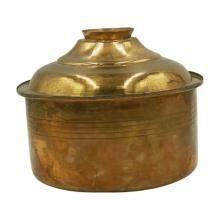Lot 265: VINTAGE COPPER TURKISH COOKING POT