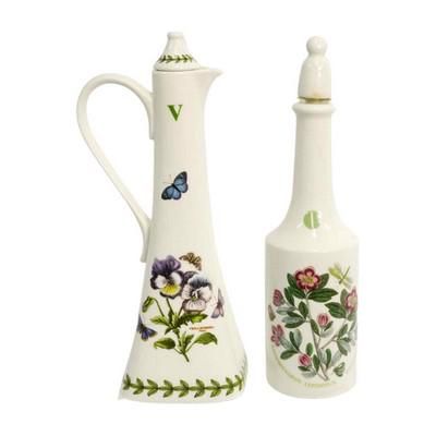 Lot 270: PORTMEIRION BOTANIC GARDEN OIL & VINEGAR SET