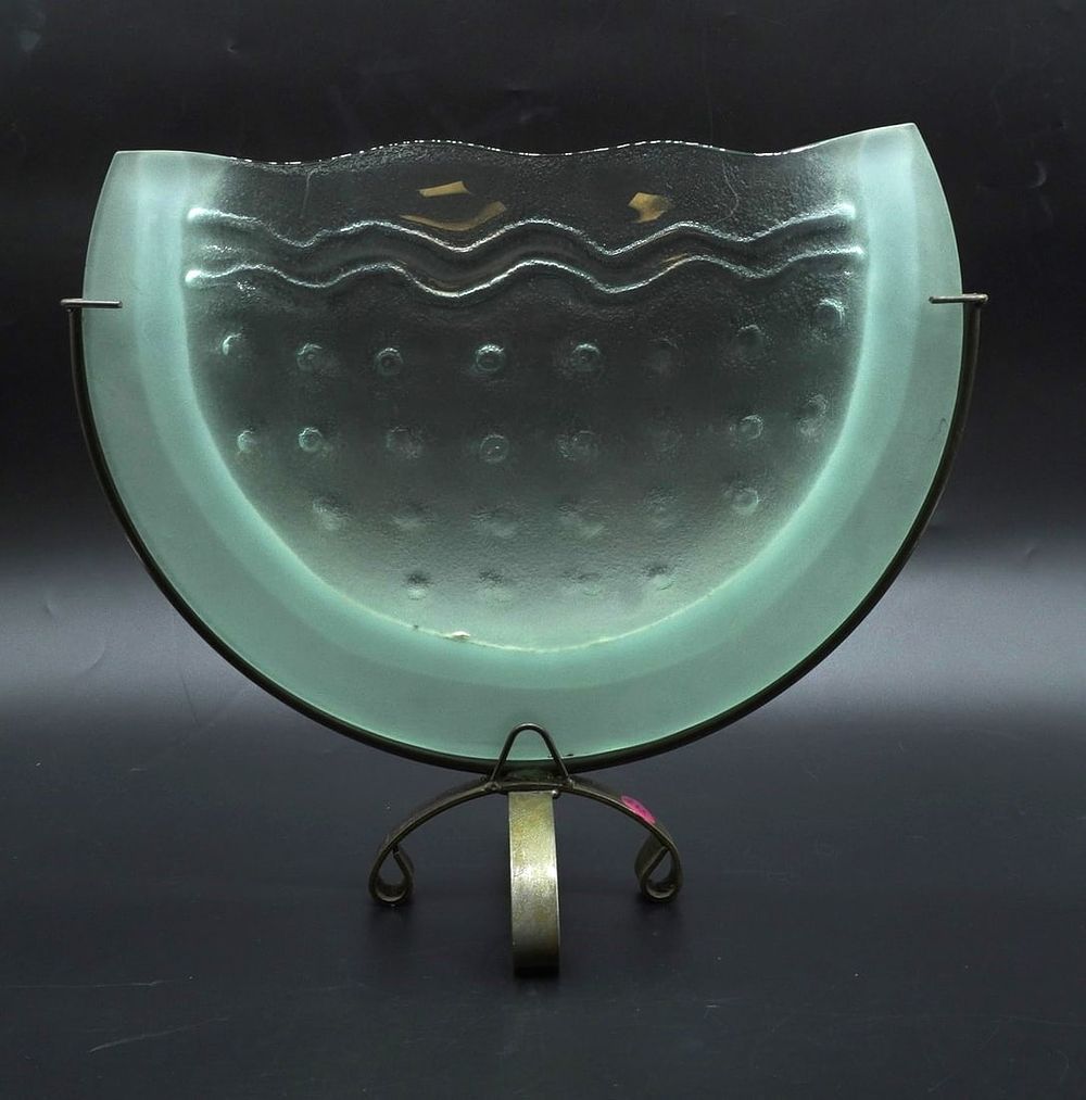 Lot 82: LARGE CONTEMPORARY ART GLASS VASE ON STAND