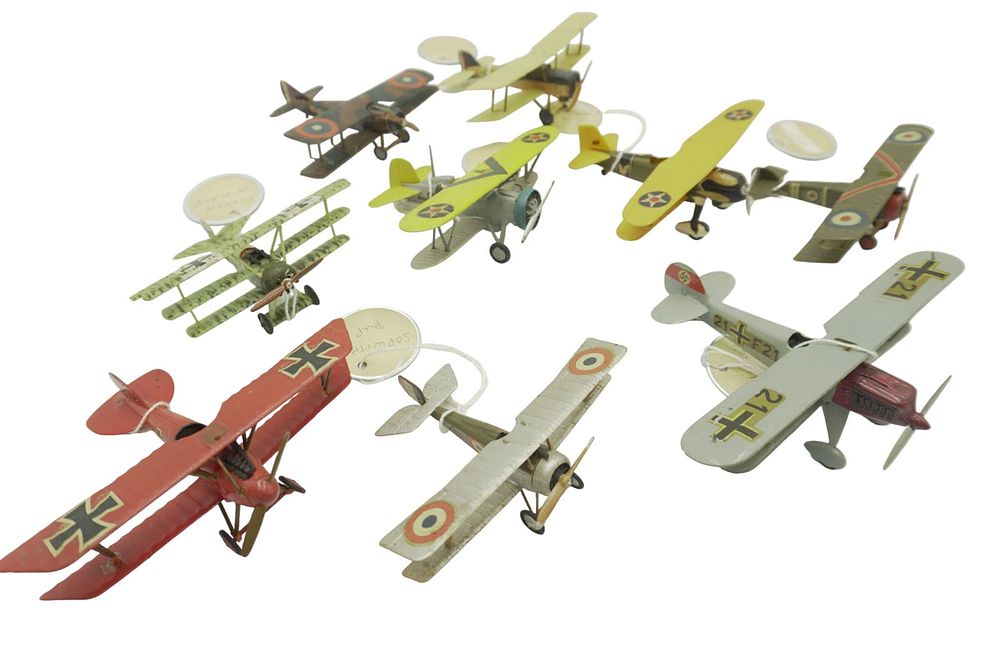 Lot 207: 27 VINTAGE BIPLANE & PLANE SCALE MODELS