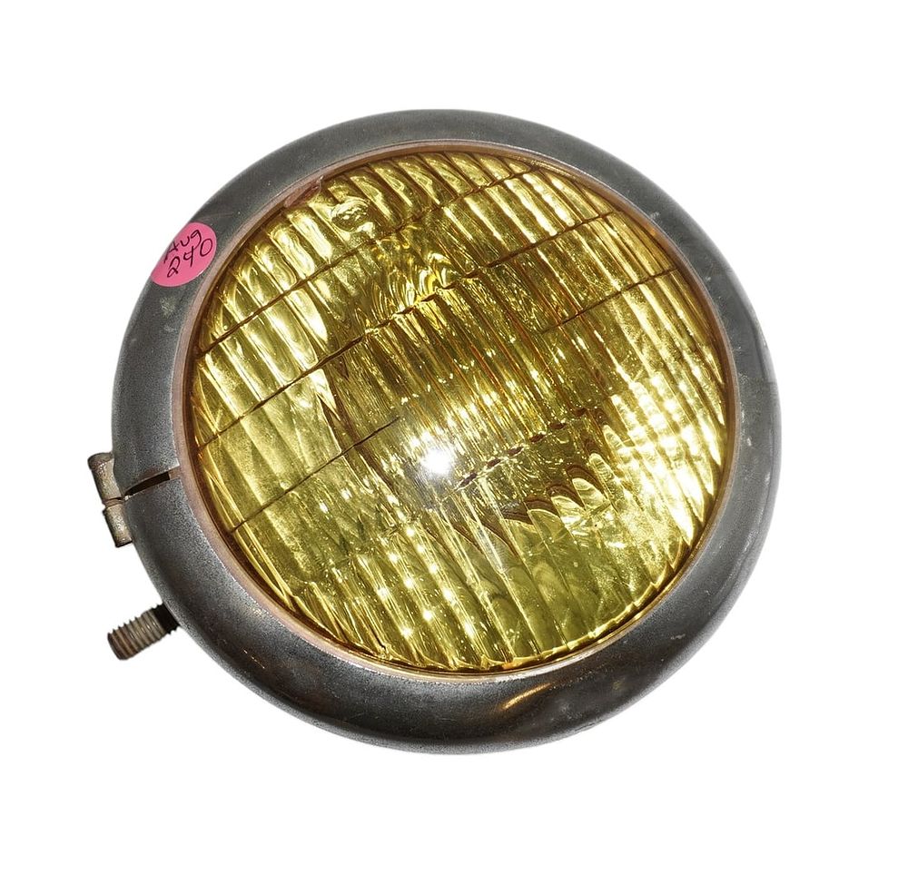 Lot 240: VINTAGE S & M YELLOW FOG LIGHT